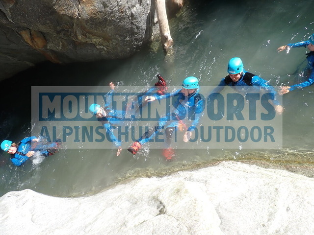 P9270029 | Bestelle die Bilder deines Berg- oder Wasser-Abenteuers mit Mountain Sports bequem von zu Hause aus direkt über unseren Online Fotoshop von pictrs.com. - Realisiert mit Pictrs.com