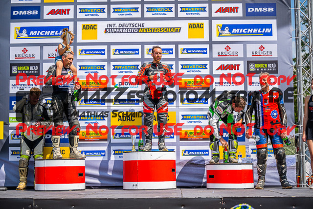 MaZZes_FotoMatrix_230609_2852 | UE40