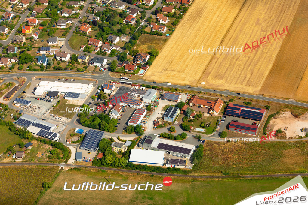 Das Luftbild zeigt : Steppach Gewerbegebiet Pommersfelden - Die Luftaufnahme wurde 2023 vom UL-Flugzeug aus erstellt ( keine Drohne ) - Hochauflösende Luftaufnahme - Für grossformatige Ausdrucke geeignet. Die Geschenkidee !Mit Lizenz und Bildrechte bestellbar