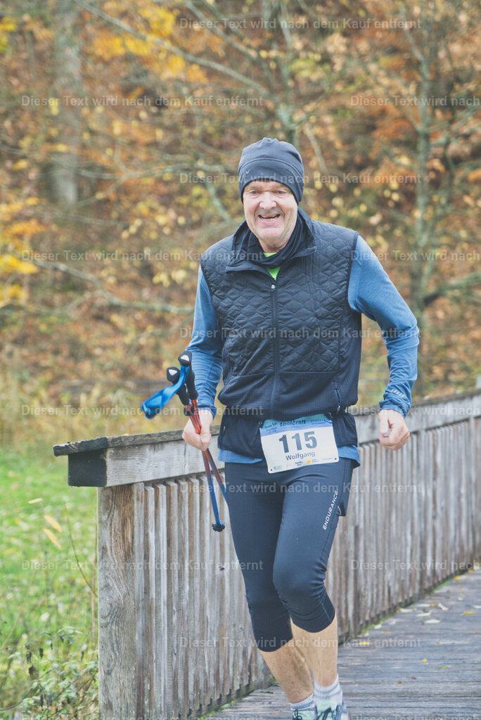 cineathletes-huegelland-2025-11-09-11-00-33-1 | Sportfotografie rund um Obstacle Course Racing und Trail Run - Realisiert mit Pictrs.com