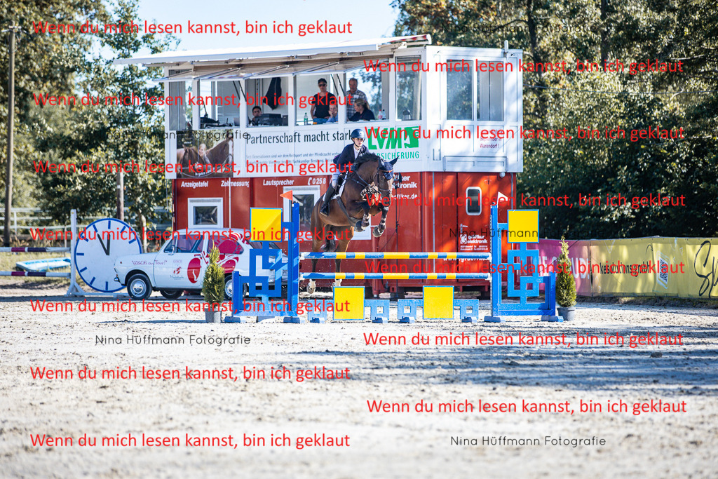 BK1A5795 | Turnierbilder Turnierfotos Nina Hüffmann Turnierfotografie Pferdefotografie Tierzeichnung Haustierzeichnung Pferdezeichnung Hundezeichnung Videograf  - Realisiert mit Pictrs.com