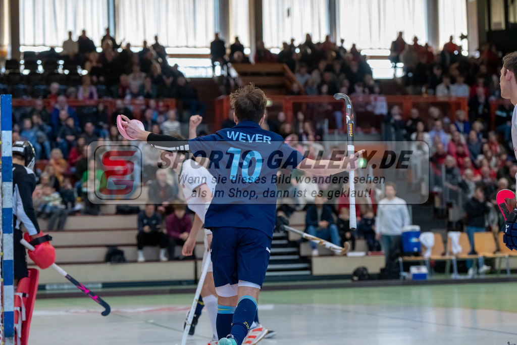 HK_20250118_101765 | 1/4 Finale 1. Bundesliga Halle Herren Crefelder HTC - Zehlendorfer Wespen am 18.1.2025 Halle Glockenspitz, Krefeld , Philip Wim Wever ( Zehlendorfer Wespen #10 )