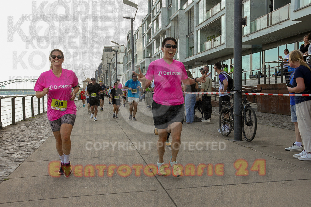 250920_1451_EX1_7920 | Sportfotografie im Rhein-Sieg Kreis, Köln, Bonn, NRW, Rheinland Pfalz, Hessen, etc. Unser Tätigkeitsfeld umfasst den Laufsport vom Volkslauf über den Marathon, Duathlon, Triathon bis zum Ultralauf wie Kölnpfad Ultra oder Schindertrail.