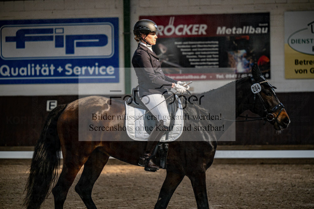 20240308-DOS_4059 | Entdecke hochwertige Reitturnierfotos von Foto Oger. Professionell, emotional und authentisch – jetzt Lieblingsmomente im Shop bestellen.Deutschlandweite Turnierfotografie. - Realisiert mit Pictrs.com