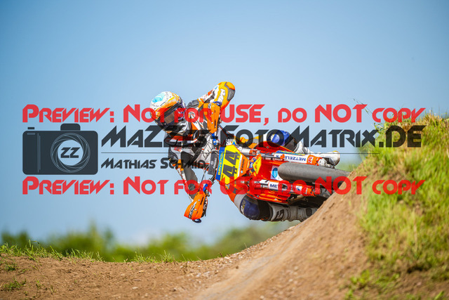 MaZZes_FotoMatrix_240622_6007705_1974 | S1