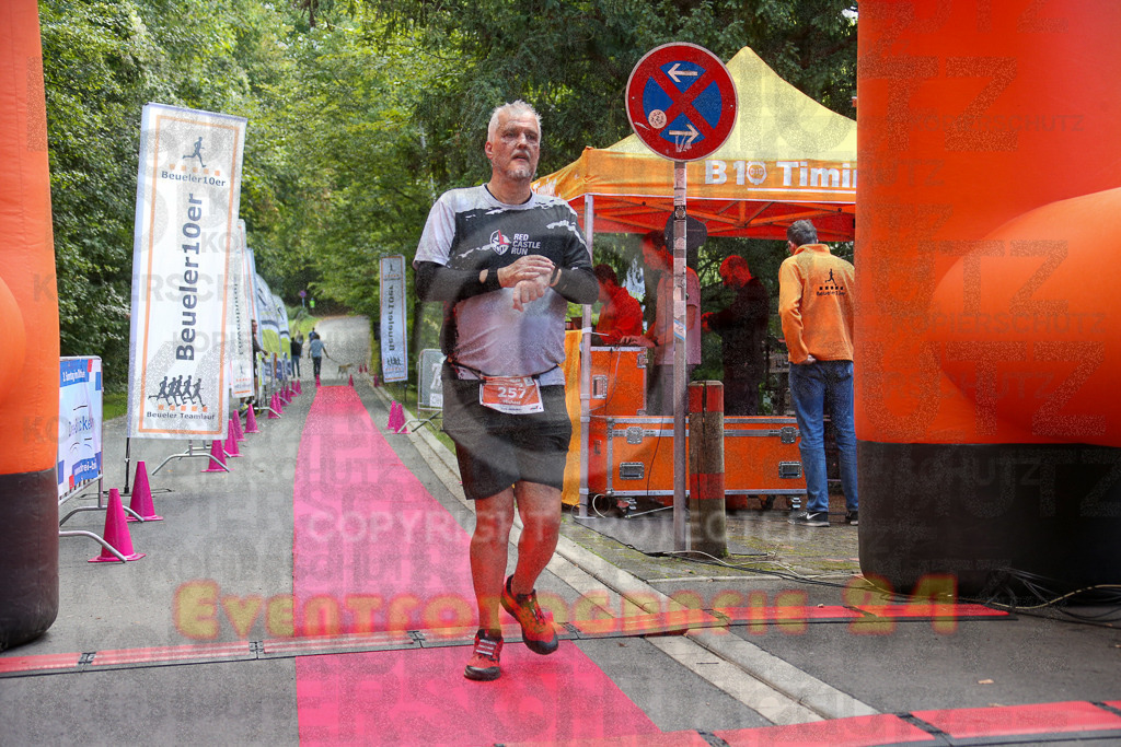250914_1257_EX1_3647 | Sportfotografie im Rhein-Sieg Kreis, Köln, Bonn, NRW, Rheinland Pfalz, Hessen, etc. Unser Tätigkeitsfeld umfasst den Laufsport vom Volkslauf über den Marathon, Duathlon, Triathon bis zum Ultralauf wie Kölnpfad Ultra oder Schindertrail.