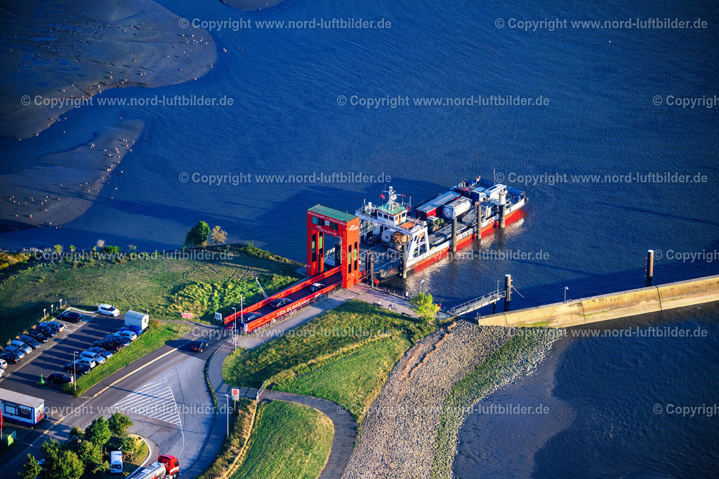 Glückstadt_FRS_Elbfähren_ELS_4876280824 | GLüCKSTADT 28.08.2024 Fähr- Hafenanlagen an der Elbe in Glückstadt mit der Elbfähre "Glückstadt" im Bundesland Schleswig-Holstein, Deutschland. Weiterführende Informationen bei: Elbfähre Glückstadt Wischhafen GmbH & Co. // Ferry port facilities on the Elbe in Glueckstadt with the Elbe ferry "Glueckstadt" in the state Schleswig-Holstein, Germany. Further information at: Elbfaehre Glueckstadt Wischhafen GmbH & Co. Foto: Martin Elsen