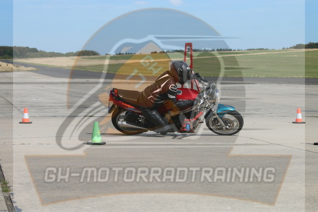 IMG_3840 | gh-motorradtraining-foto.de - Realisiert mit Pictrs.com