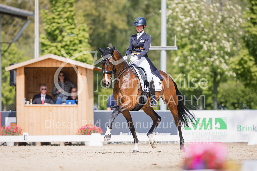 220501_Delbrück_S3St-Dressur-107 | Dressurfestival Delbrück 
01.05.2022
Dressurprüfung Kl. S***, Intermediaire II