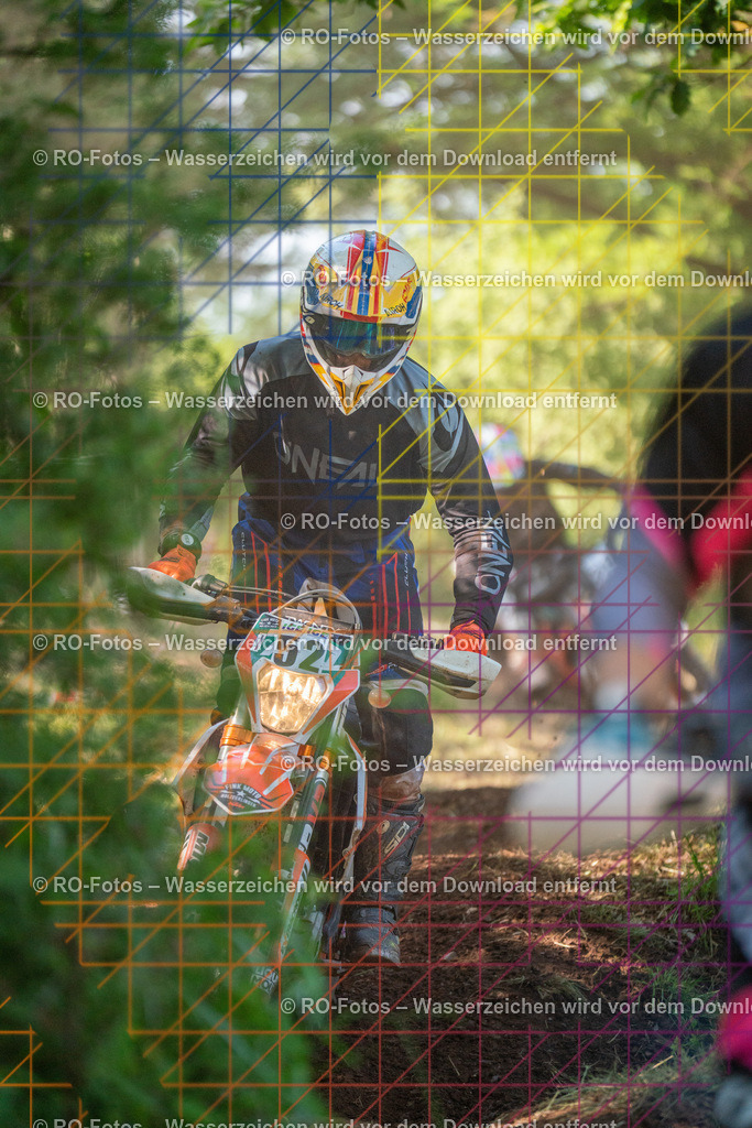 Wolfshausen 3 Lauf -1531 | Sportfotografie von RO-Fotos: Motorsport, Motocross, Enduro, Laufveranstaltungen und Triathlon. Professionelle Fotos von Sportlern und Events. - Realisiert mit Pictrs.com