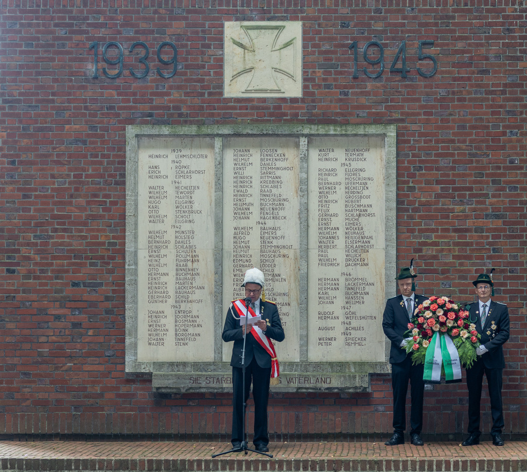 top-top.de-250705-066 | Foto, Video, Fotografie, Videografie, Fotobox, DJ, Discjockey, Musik, Musikbox, Veranstaltung, Photobooth, Amazon, Ebay, Buchtipp, Bestseller, Autor, Verlag, Buch, Wesel, Hamminkeln, NRW, Dinslaken, Rees, Drohne, Hochzeit, Party, Fotobox, Wesel, Fotograf