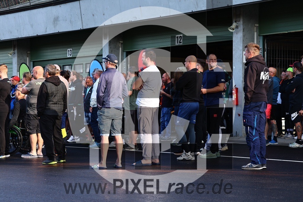 social-20250829_00014 | Schöne Erinnerungen an spannende Momente - das festzuhalten ist unser Job. PIXELrace.de ist seit 2003 auf den Rennstrecken Europas unterwegs um die Action draußen beim Fahren und die wunderbare Stimmung imm Fahrerlager für euch einzufangen.