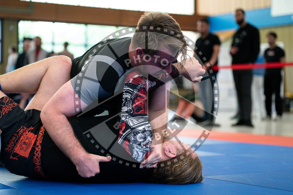 20250510PBB2877 | Athletes compete during the JJLG Berlin Open Jiu-Jitsu Championship on May 10, 2025 in Berlin, Germany. © Chiara Dazi / photoblackbelt