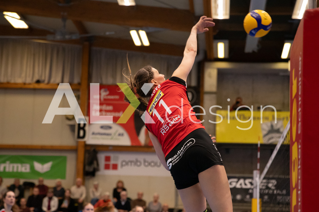 Volleyball I Frauen I Saison 2025-2026 I Volleyball NLA | Women I 1/4 Finals I VC Kanti Schaffhausen - BIWI Volleyball Franches-Montagnes I 21.02.2026 | 11 Kateřina Holásková (CZ) (VC Kanti Schaffhausen) – Mitte - Realisiert mit Pictrs.com
