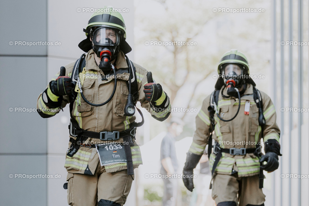 240825_Treppenlauf-261 | Professionelle Fotos Ihrer Laufsportveranstaltung.