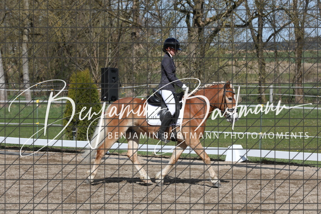 AZ2A3105 | Benjamin Bartmann Photomoments