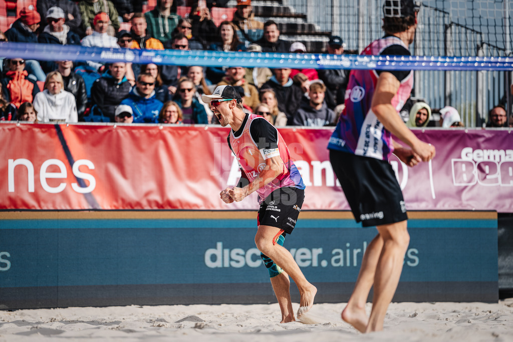 Beachvolleyball | Männer | German Beach Tour 2024 | Tourstop Bremen | 09.06.2024 | Bennet Poniewaz  jubelt