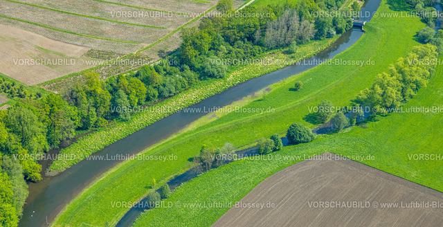 Bestwig240502826 | Luftbild, Fluss Luchtmücke mit kleinem Wehr und Fluss Ruhr Renaturierung, Naturpark Arnsberger Wald, Velmede, Bestwig, Sauerland, Nordrhein-Westfalen, Deutschland
