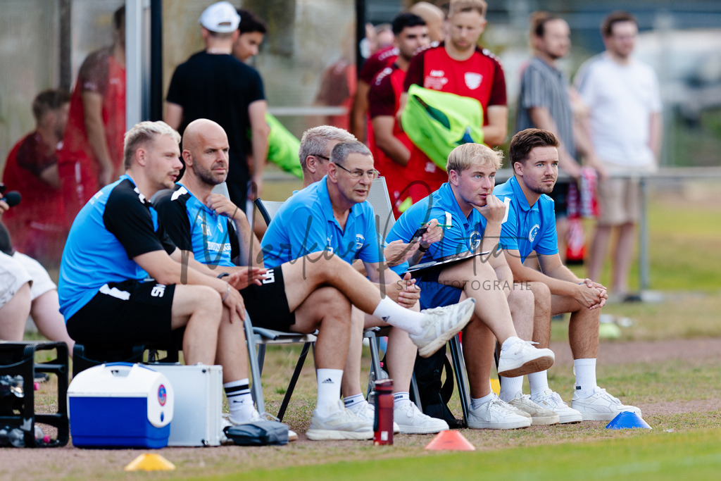 Kreispokal, Saison 2025/2026, 1. Runde: SC Nienberge - 1. FC Gievenbeck | Kreispokal, Saison 2025/2026, 1. Runde, SC Nienberge empfängt 1. FC Gievenbeck an der Sportanlage SC Nienberge in Münster. Foto: sportfotografie.ms | Markus Paletta - Realisiert mit Pictrs.com