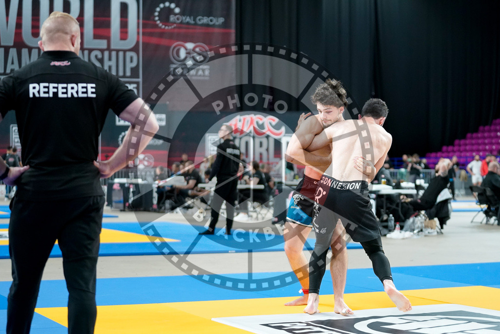 20250518PBB2714 | Athletes compete during the second day of the ADCC Amateur World Championship on May 18, 2025 in Warsaw, Poland. © Chiara Dazi / photoblackbelt