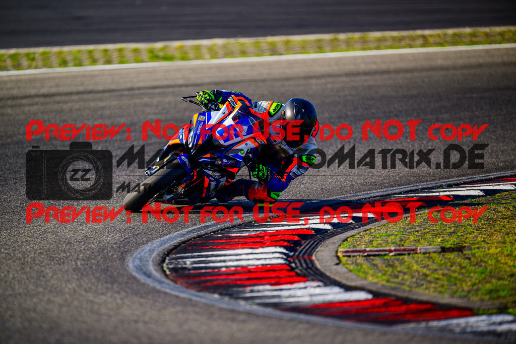 MaZZes_FotoMatrix_240831_6007705_1431 | STK1000