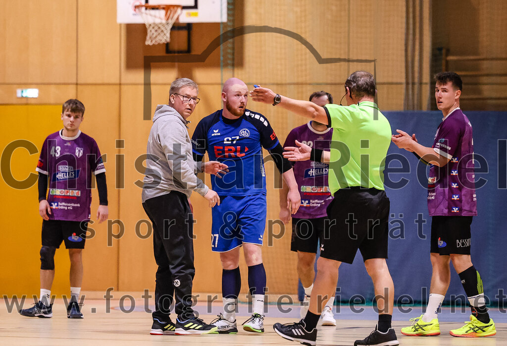 2024-11-09_083_SpVgg_Altenerding_II_gegen_HC_Deggendorf | Erding, Deutschland, 09.11.2024:Handball, Bezirksliga Männer Ost 2024 / 2025, 4. Spieltag, SpVgg Altenerding II gegen HC Deggendorf, Endergebnis: 25:24Foto: Christian Riedel / fotografie-riedel.net
