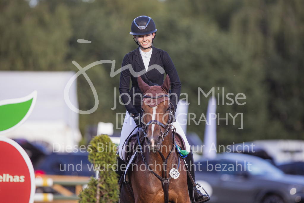 220715_LC_HeinzelmaennchenCup-782 | Deine schönsten Turniermomente als professionelle Fotos! Entdecke hochwertige Pferdesport-Fotografie im Online-Shop. Jetzt Fotos finden & bestellen!