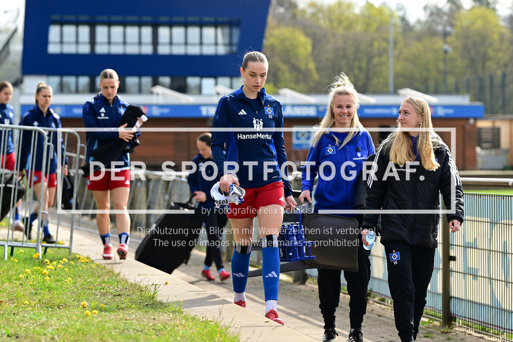 Fußball I Frauen I Saison 2024-2025 I 2. Bundesliga I 21. Spieltag I Hamburger SV - Eintracht Frankfurt II I 61331 | Der Sportfotograf. - Realisiert mit Pictrs.com