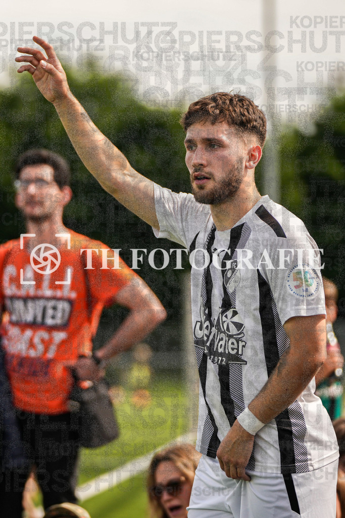 GER, FC Zell - FC Wittlingen, Fussball, Rothaus Bezirkpokal, Finale, Saison 2024/2025, 29.05.2025 | GER, FC Zell - FC Wittlingen, Fussball, Rothaus Bezirkpokal, Finale, Saison 2024/2025, 29.05.2025Foto: TH Fotografie/Alessio Bosco