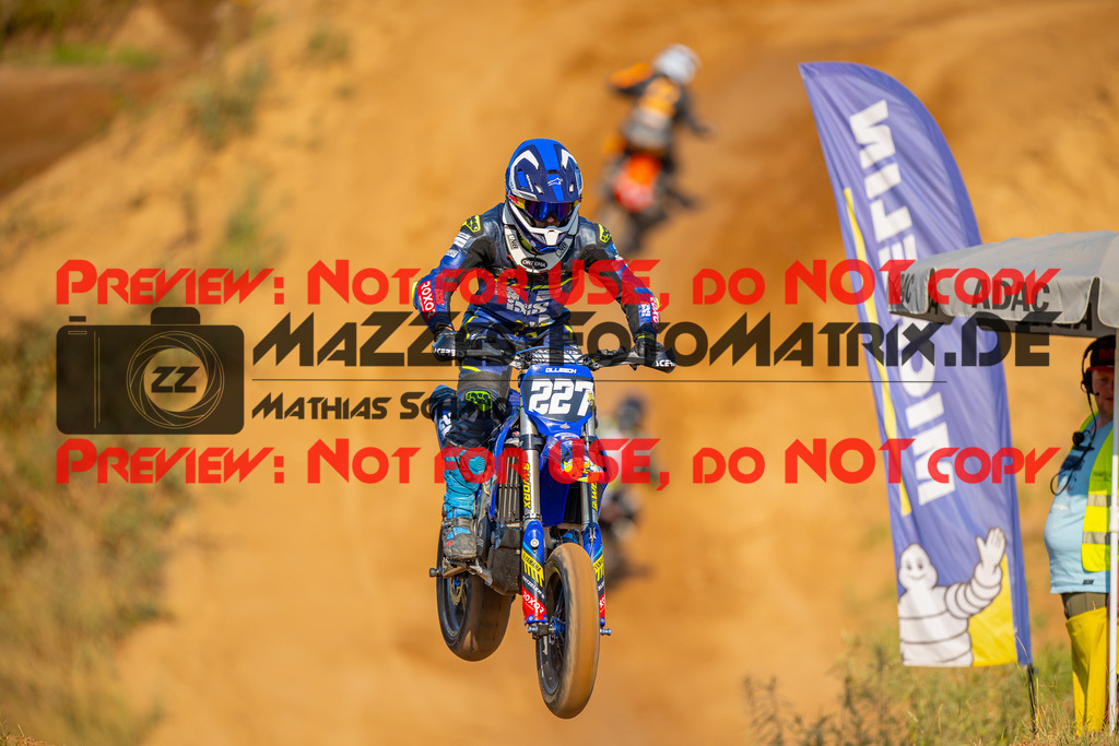 MaZZes-Fotomatrix-20260815-601614 | S2