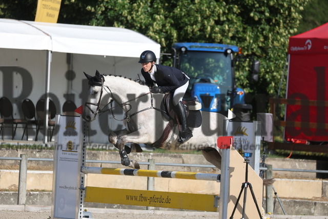 Weilheim_2023_Prfg.Nr.09_Qualifikation_PSA-Tour_Julia Remmele (4) | Alle Fotos der Reiterjournal Fotografin Doris Matthaes im Reiterjournal Online-Fotoshop. - Realisiert mit Pictrs.com