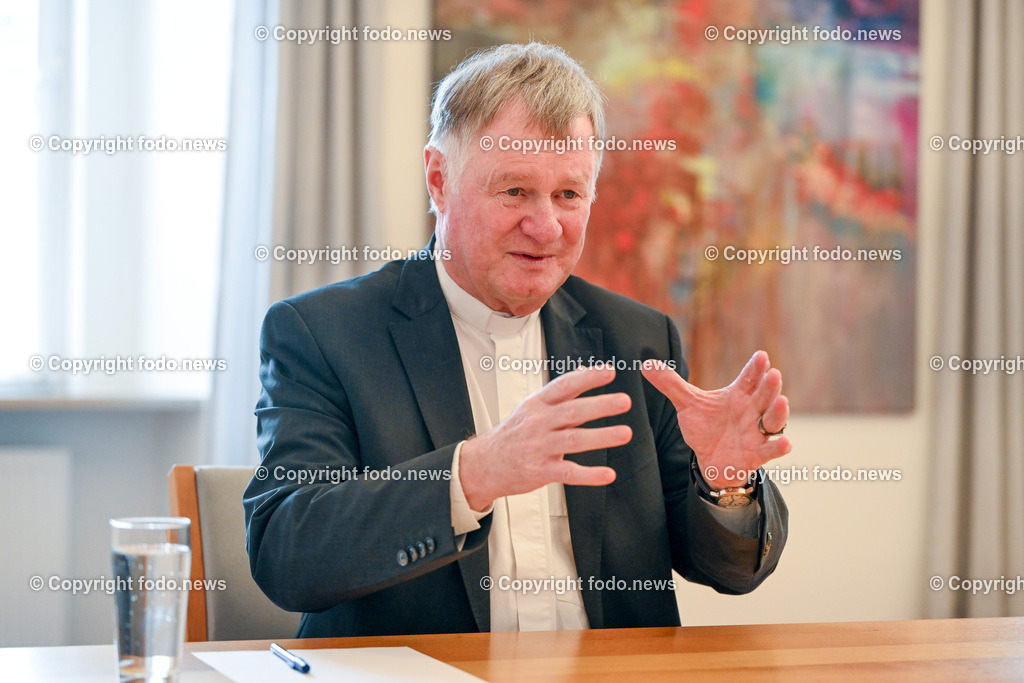 Manfred Scheuer (Bischof der Dioezese Linz)_ 27.03.2024-13 | 27.03.2024, Bischofshof Linz, AUT, Manfred Scheuer (Bischof der Dioezese Linz), im Bild Manfred Scheuer (14. Bischof der Dioezese Linz, Dioezesanbischof der Katholischen Kirche in Oberoesterreich)