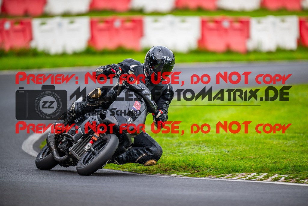 MaZZes_FotoMatrix_230827_4285 | K2