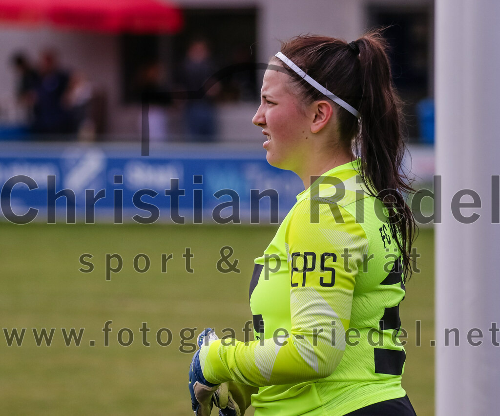 2023-10-07_099_FC_Langengeisling_gegen_MTV_Diessen_Ammersee | Erding, Deutschland, 07.10.2023:
Fußball, Bezirksoberliga 2023 / 2024, 6. Spieltag, FC Langengeisling gegen MTV Diessen/Ammersee, Endergebnis: 0:3

Torfrau Stefanie Karamatic (FC Langengeisling, #39)

Foto: Christian Riedel / fotografie-riedel.net