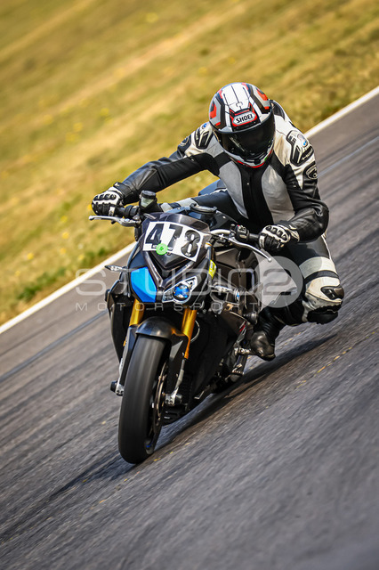 0478-240831_EL-014_478 | Deine Full-Service-Agentur für ✔️Videoproduktionen und ✔️Motorsportfotografie Jetzt Angebot anfragen!