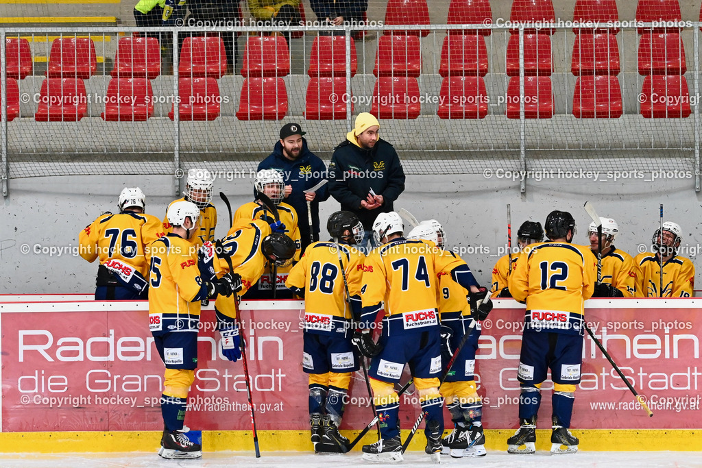 EC Feld am See vs. ELV Zauchen 15.1.2023 | Spielerbank ELV Zauchen, Assistentcoach ELV Zauchen Florian Rutar, Headcoach ELV Zauchen Grünwald Lukas