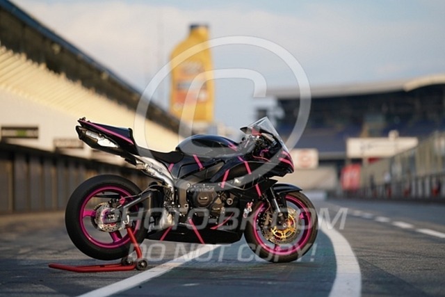 2024_06_27_PBK_14202 | Sportfotografie; SlowMotion; Video; Rennstrecke; Hafeneger; Speer; Racing; RSE; BMW; CBO; Trackday; Motorsportarena; Hockenheimring; Brno; Most; Barcelona; Valencia