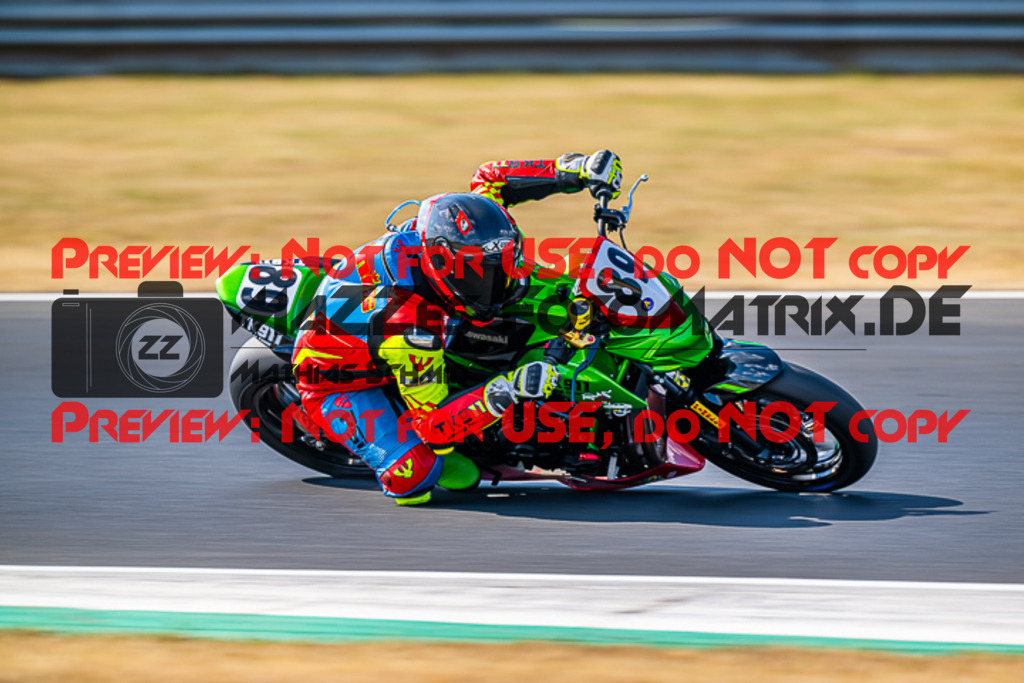 MaZZes_FotoMatrix_220626_2-433 | TWINCUP