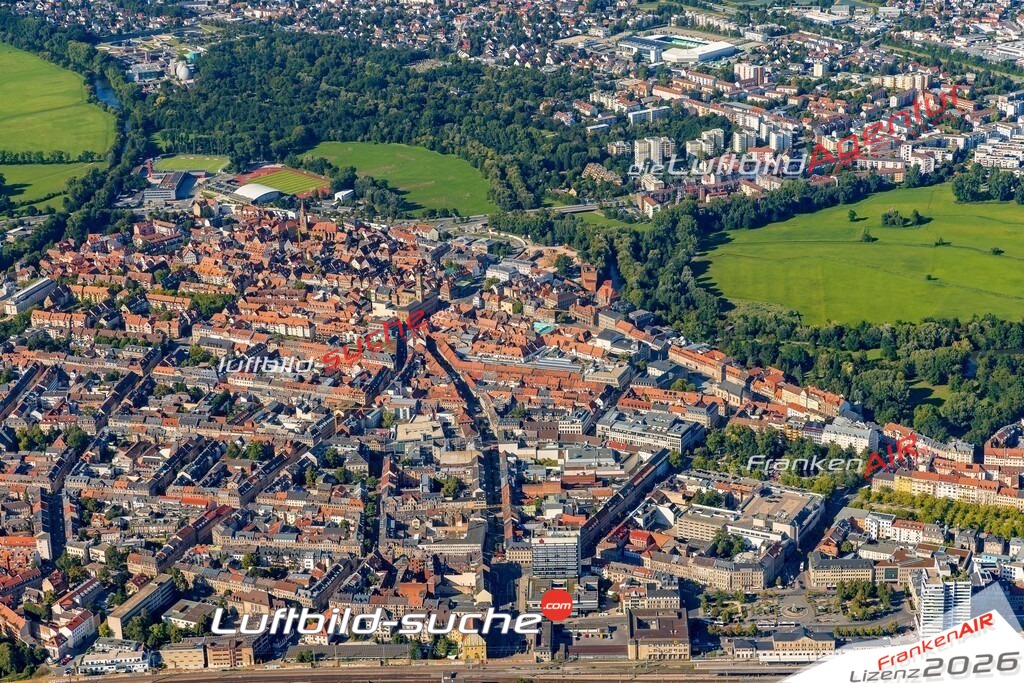 Luftbild Vs Google Maps  Altstadt  Fürth -Das Luftbild wurde 2025 vom UL-Flugzeug heraus erstellt ( keine Drohne ) - Hochauflösende Luftaufnahme -Nicht vergleichbar mit Google Maps oder Satelittenbilder- Die Geschenkidee !Mit Lizenz und Bildrechte bestellbar