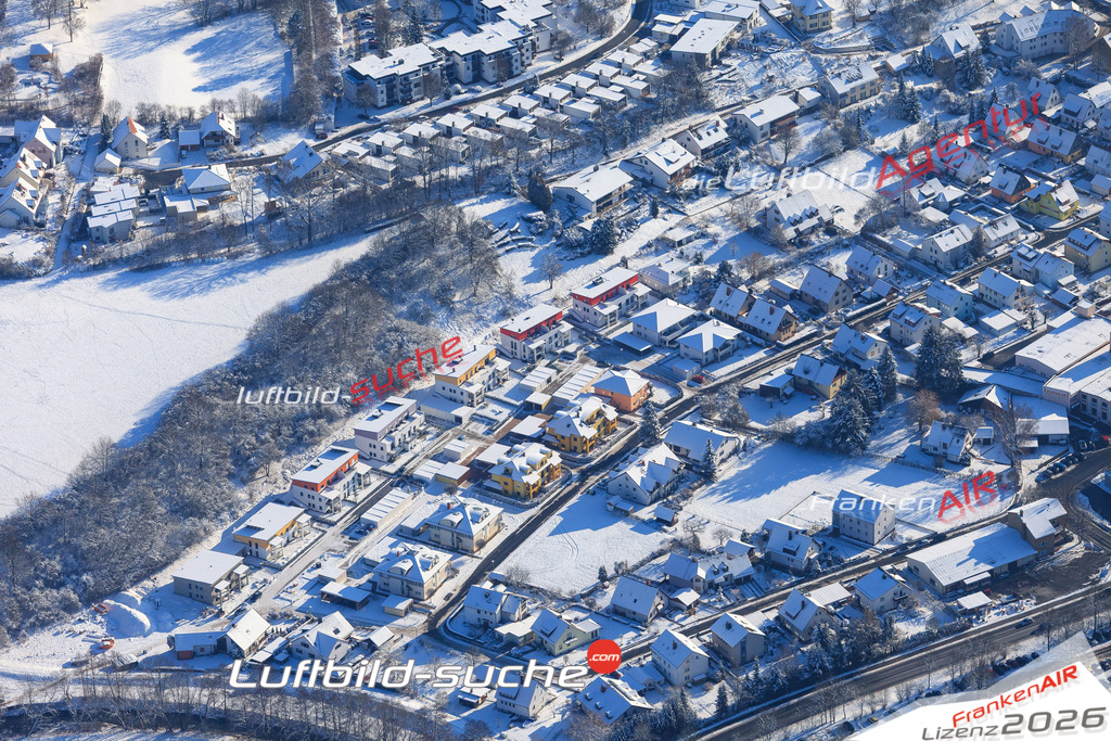 Die Luftaufnahme der Stadt Kronach wurde vom UL-Flugzeug heraus erstellt ( keine Drohne )- hohe Auflösung für beste Qualität