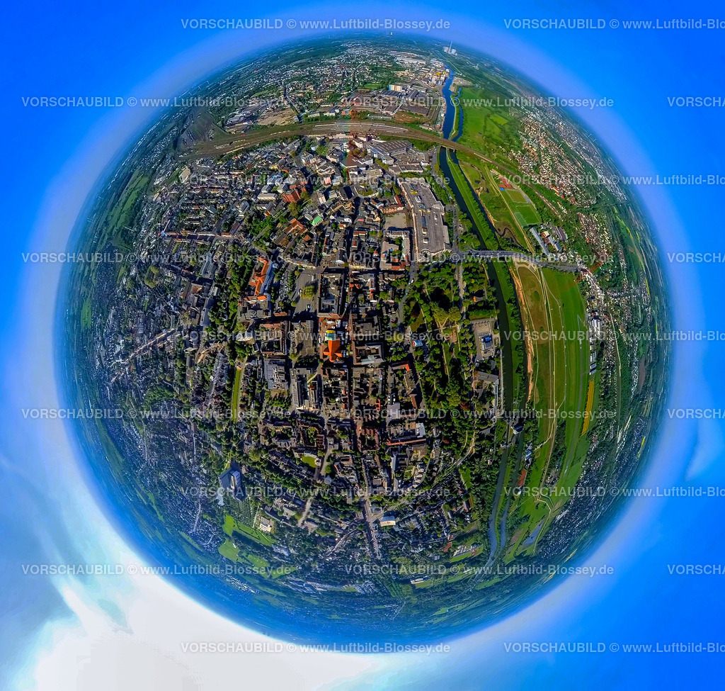 Hamm240590165Hamm-Mitte | Luftbild, City Innenstadtansicht, Erlebensraum LIppeaue, Fluss Lippe und Datteln-Hamm-Kanal, Gymnasium Hammonense und Wassersportzentrum, Schleuse Hamm, Flugplatz Hamm-Lippewiesen, Erdkugel, Fisheye Aufnahme, Fischaugen Aufnahme, 360 Grad Aufnahme, tiny world, little planet, fisheye Bild, Mitte, Hamm, Ruhrgebiet, Nordrhein-Westfalen, Deutschland