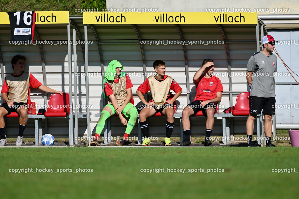 ESV Admira vs. SC Arriach | Spielerbank ESV Admira, #16 Christoph Wolfgang Tischner ESV Admira, #1 Khaled Kaplan ESV Admira, Headcoach ESV Admira Robert Kontic, ESV Admira vs. SC Arriach, ESV Admira vs. SC Arriach am 24.08.2024 in Villach (Sportzentrum Admira), Austria, (Photo by Bernd Stefan)