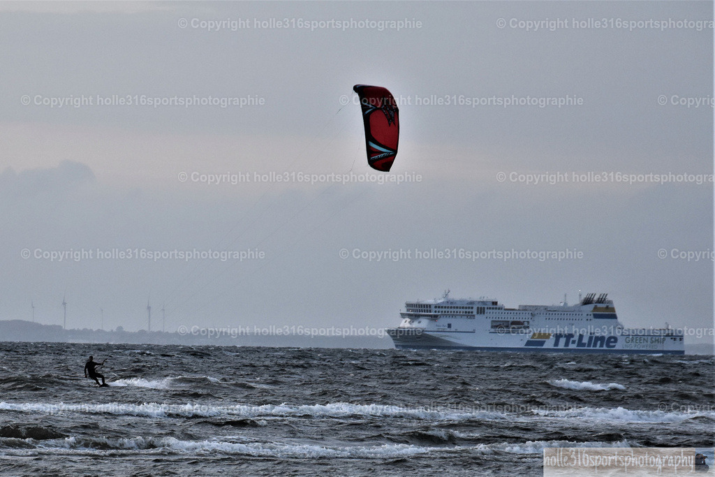 DSC_0141 (2) | Sportfotografie , Motorsport, Motoross, Reitsport, Mointainbike, Enduro,
Landschaft , Outdoor, Eventfotografie, Landschaft, Bilder online bestellen - Realisiert mit Pictrs.com