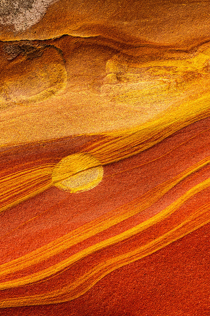 e_2025_09_1051 | Labetxu, valle de las colores - Realisiert mit Pictrs.com