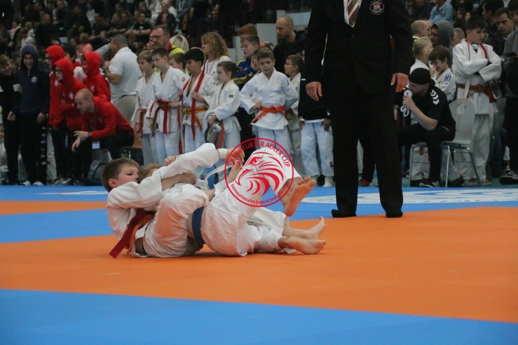 MSY-2022-10-29-7846 | Fotos vom Adler Cup - Pictures from Adler Cup

Hier findet Ihr alle Eindrücke und großen Momente der Adler Cup Wochenenden. Here you will find all impressions and great moments of the Adler Cup weekends. - Realisiert mit Pictrs.com