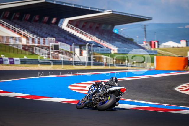 0098-260702MM-010_98 | Deine Full-Service-Agentur für ✔️Videoproduktionen und ✔️Motorsportfotografie Jetzt Angebot anfragen!