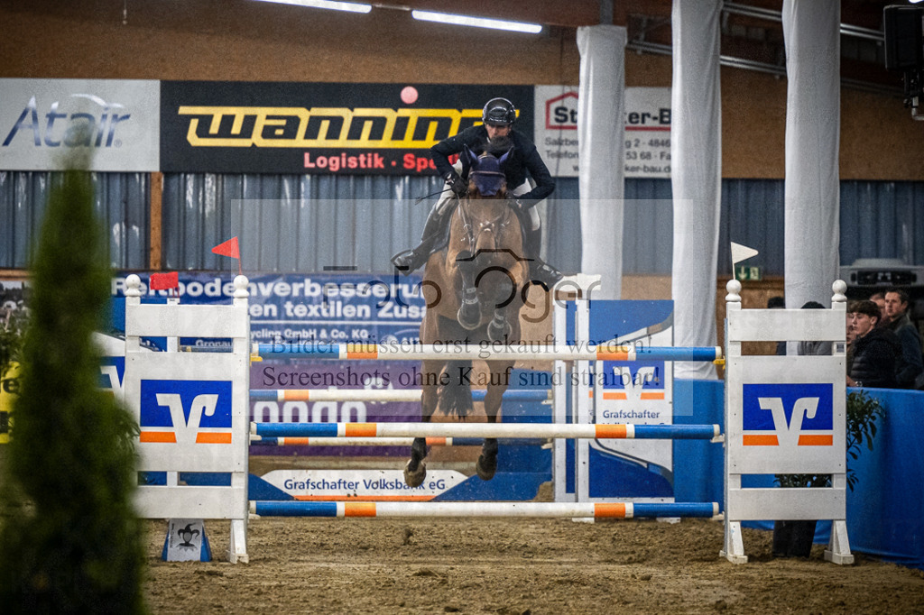 DOS_2244 | Entdecke hochwertige Reitturnierfotos von Foto Oger. Professionell, emotional und authentisch – jetzt Lieblingsmomente im Shop bestellen.Deutschlandweite Turnierfotografie. - Realisiert mit Pictrs.com