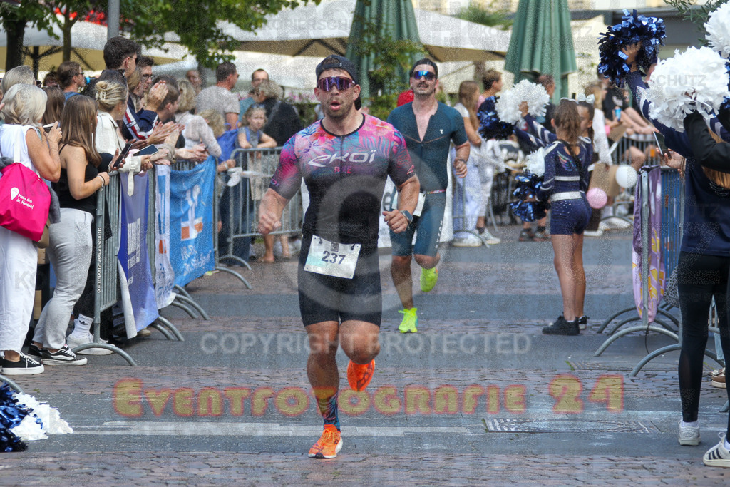 250824_1445_EV4_2156 | Sportfotografie im Rhein-Sieg Kreis, Köln, Bonn, NRW, Rheinland Pfalz, Hessen, etc. Unser Tätigkeitsfeld umfasst den Laufsport vom Volkslauf über den Marathon, Duathlon, Triathon bis zum Ultralauf wie Kölnpfad Ultra oder Schindertrail.