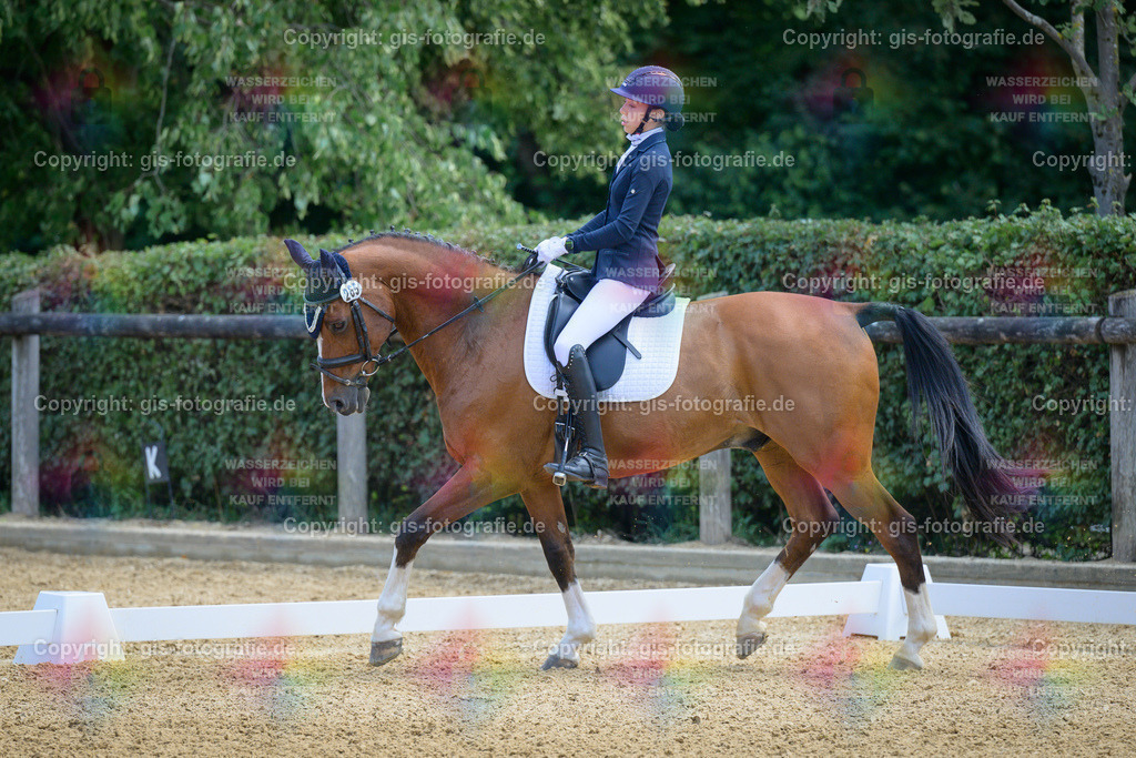 Helmreich_Lisa_Limited-Edition_230722_02 | gis-fotografie