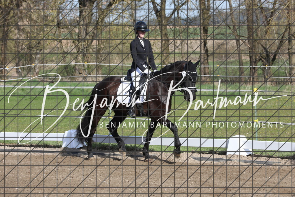 AZ2A2701 | Benjamin Bartmann Photomoments